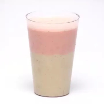 Shake de banana e morango para crianças