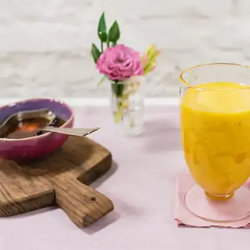 Smoothie de banana e manga