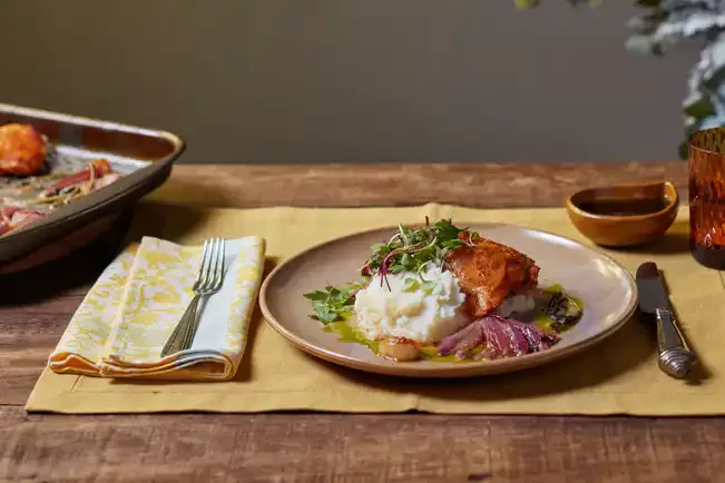 Receita de Sobrecoxas assadas com páprica e ervas