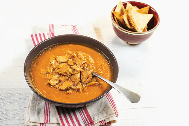 Sopa de berinjela com tomate