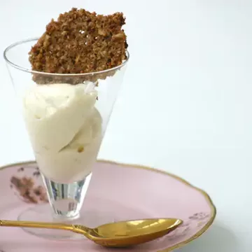Sorvete de banana com cookies de aveia