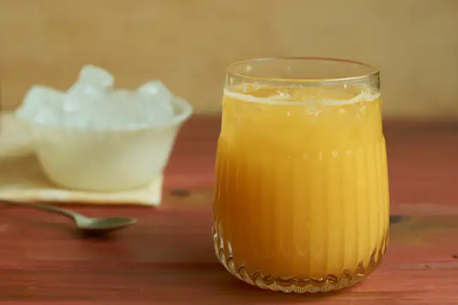 Suco de manga com limão