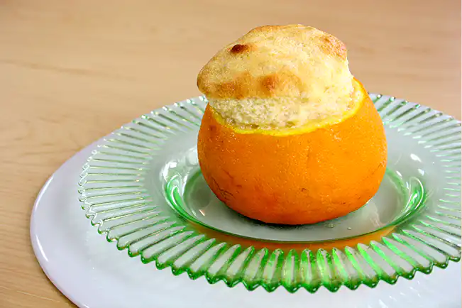 Suflê de banana e laranja