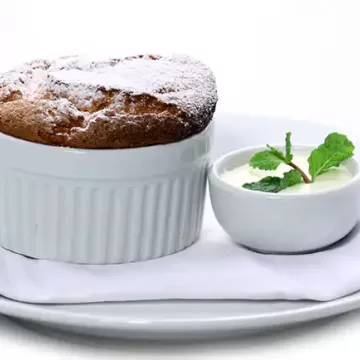 Suflê de goiabada com creme de mascarpone
