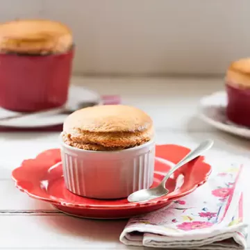 Suflê de goiabada com requeijão