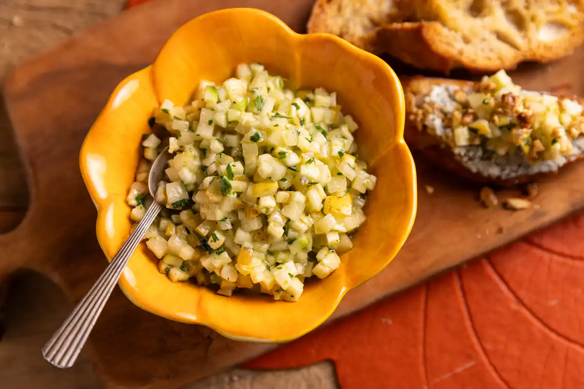 Tartar de abobrinha com pera (reaproveitamento)