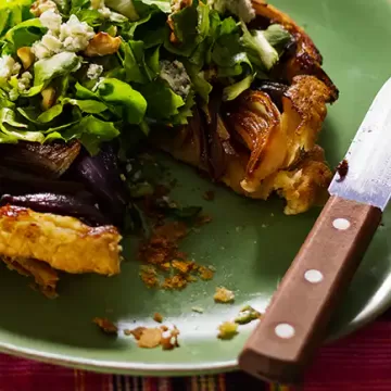 Tarte tatin de cebola