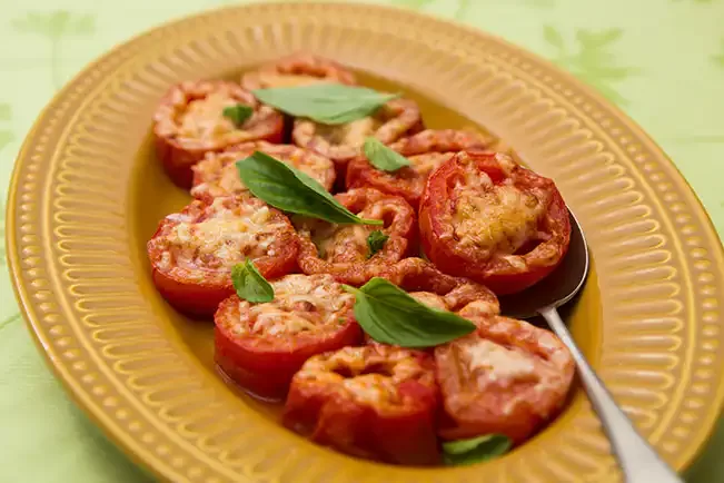 Receita de Tomates assados com parmesão