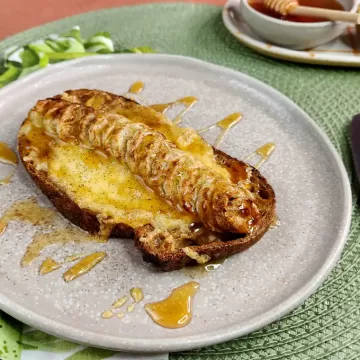 Torrada com queijo e banana na Air Fryer da Rita Lobo