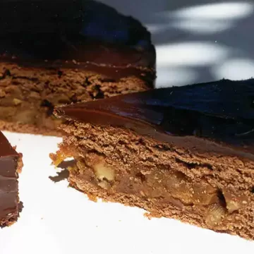 Torta de chocolate com damasco