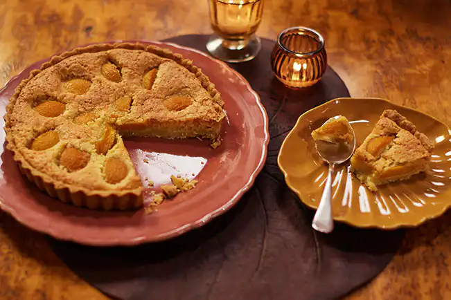Torta de pêssego com amêndoas