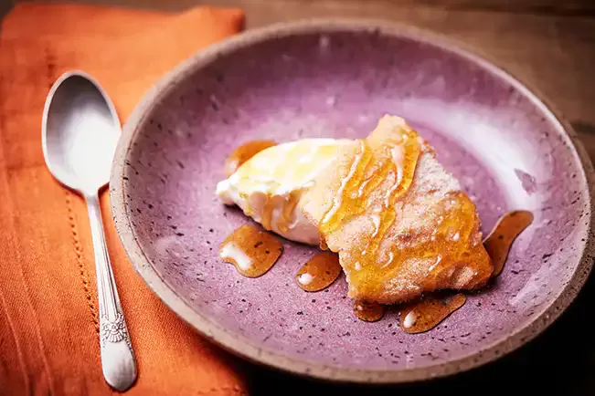 Receita de Tostones de mandioca com açúcar e canela