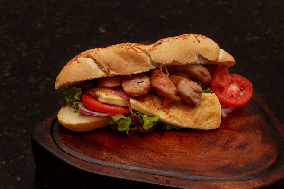 Pão com linguiça
