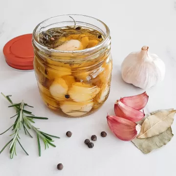 Alho confit