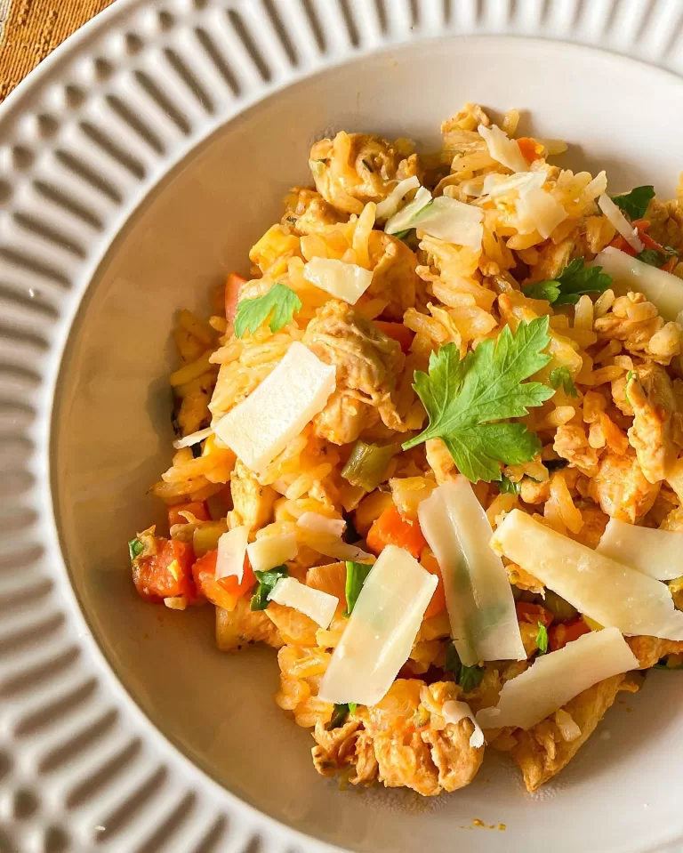 Receita de Arroz com frango e legumes
