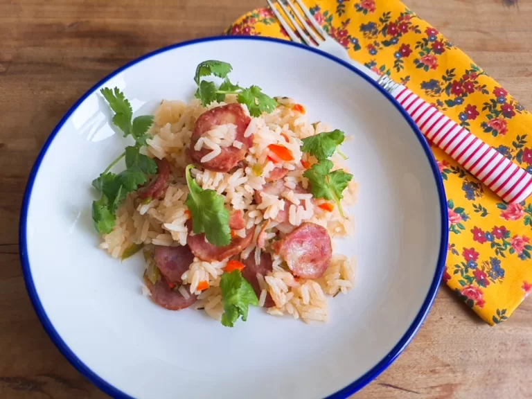Receita de Arroz com linguiça e pimentão