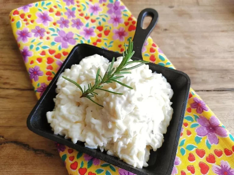 Receita de Arroz cremoso com queijo fácil