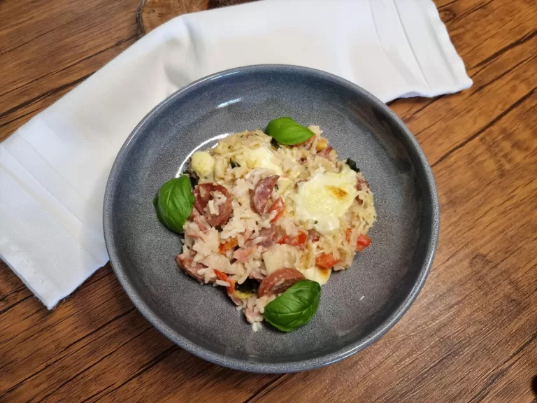 Receita de Arroz de forno com linguiça