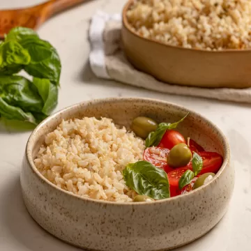Arroz integral na panela de pressão