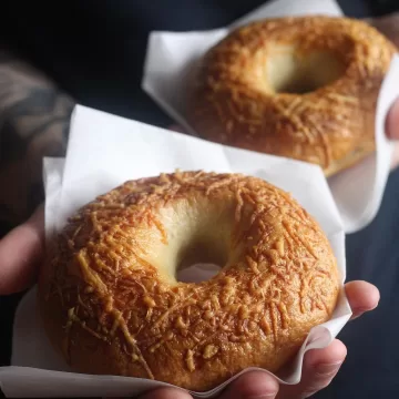 Bagels com queijo