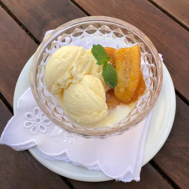 Receita de Banana flambada com sorvete