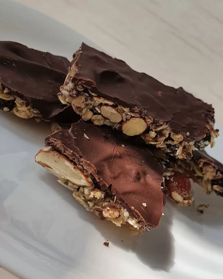 Receita de Barra de cereal com nuts e chocolate