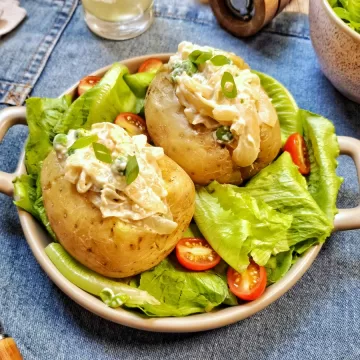 Batata recheada vegetariana