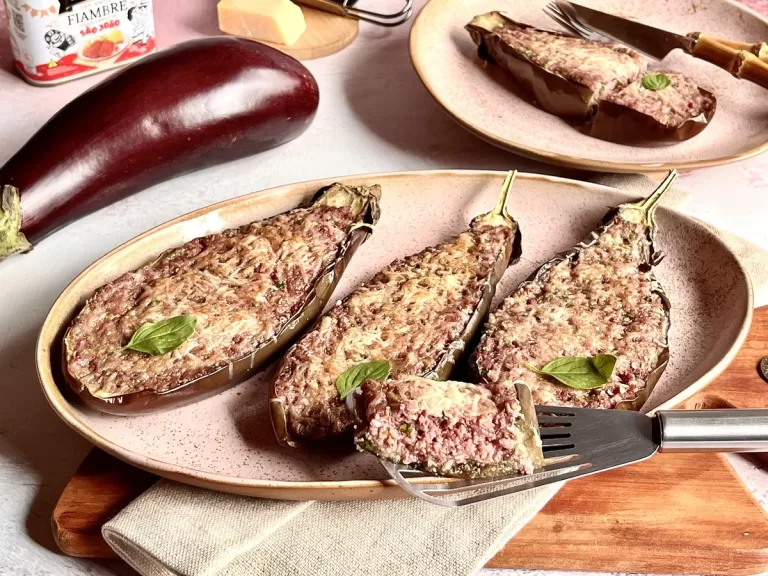 Receita de Berinjela recheada com fiambre