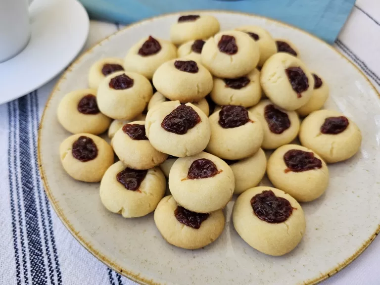 Receita de Biscoito amanteigado com goiabada