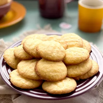 Biscoito de fubá com erva-doce fácil