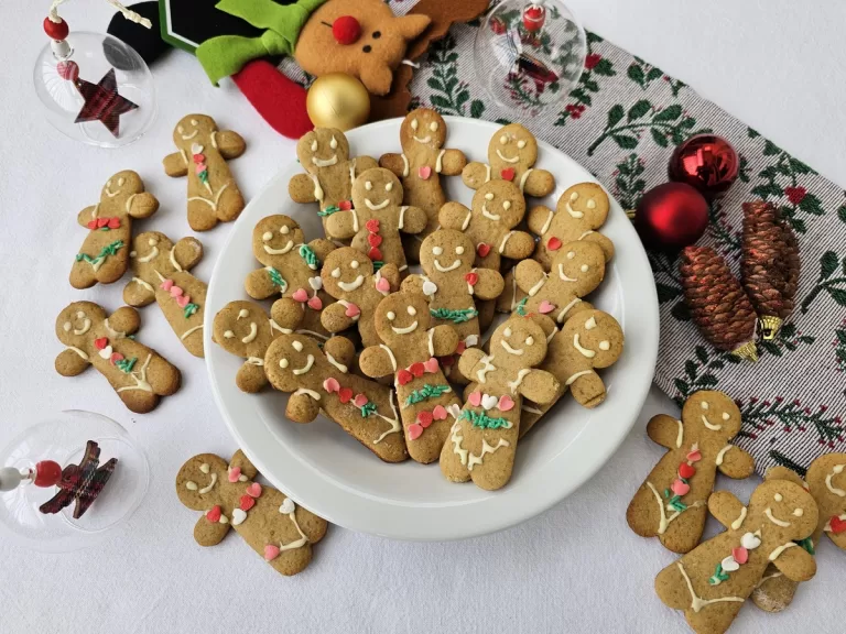 Receita de Biscoito de Natal americano (Gingerbread cookies)