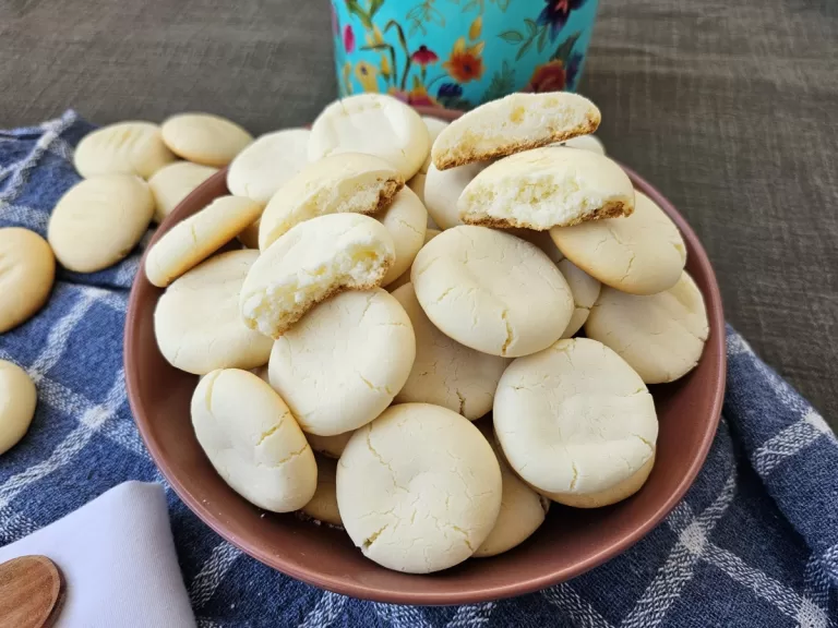 Receita de Biscoitos amanteigados com 3 ingredientes