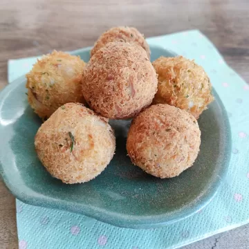 Bolinho de bacalhau com mandioca