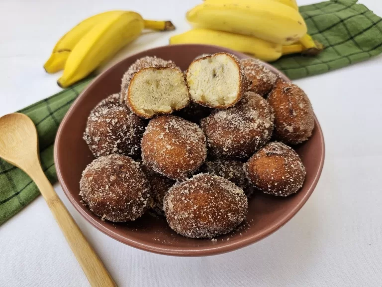 Receita de Bolinho de banana frito