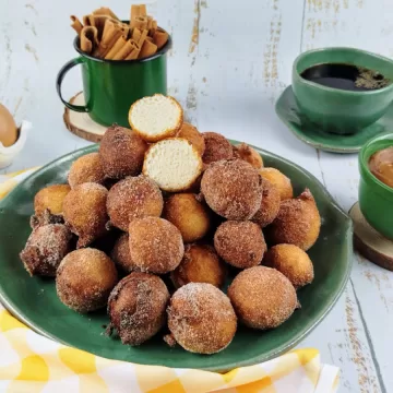 Bolinho de chuva sem leite