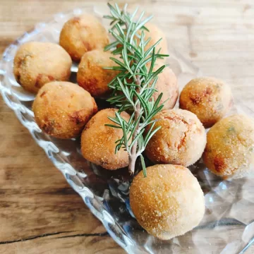 Bolinho de frango rápido