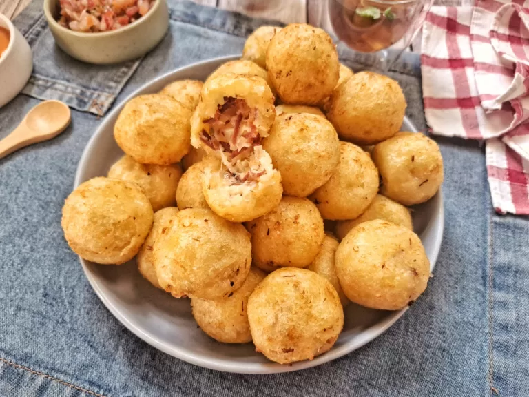 Receita de Bolinho de mandioca na air fryer