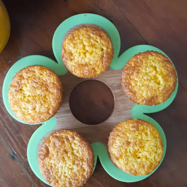 Receita de Bolinho formigueiro de maracujá