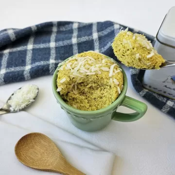 Bolo de caneca de coco fit