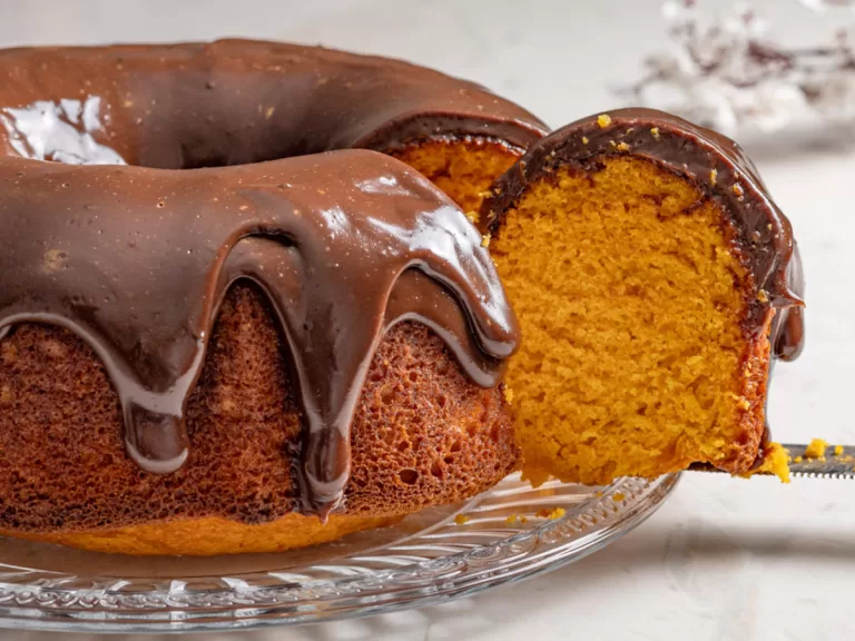 Receita de Bolo de cenoura fofinho simples