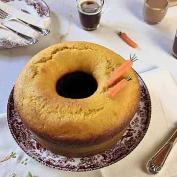 Bolo de cenoura simples e fácil