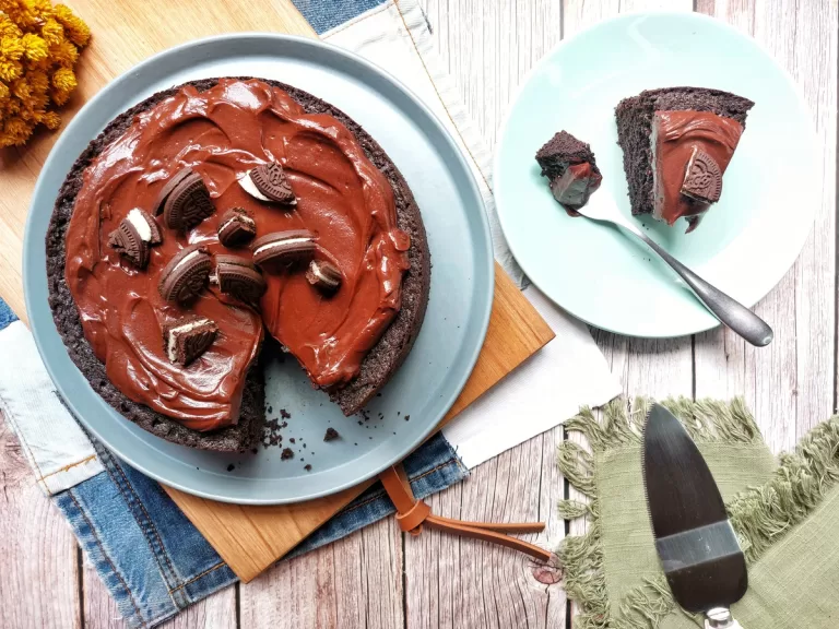 Receita de Bolo de chocolate com 3 ingredientes
