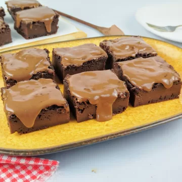 Bolo de chocolate cremoso