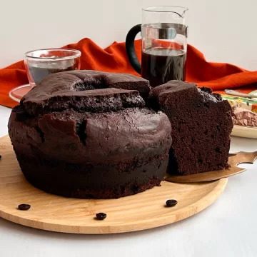 Bolo de chocolate fofinho rápido