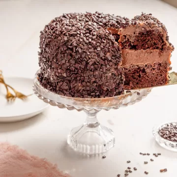 Bolo de chocolate recheado