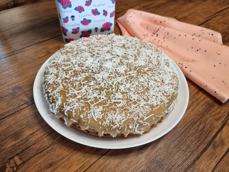 Receita de Bolo de coco com doce de leite
