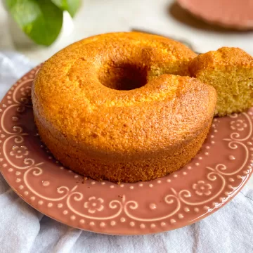 Bolo de flocão de milho fácil e rápido
