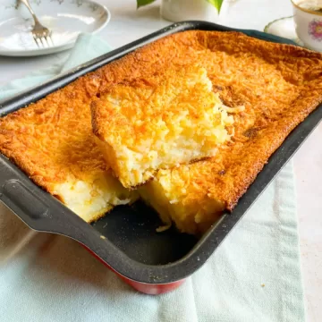 Bolo de fubá cremoso tipo pudim