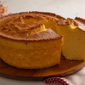 Bolo de fubá simples e fofinho