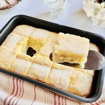 Bolo de iogurte fácil